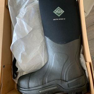 Arctic sport steel toed muck boots
